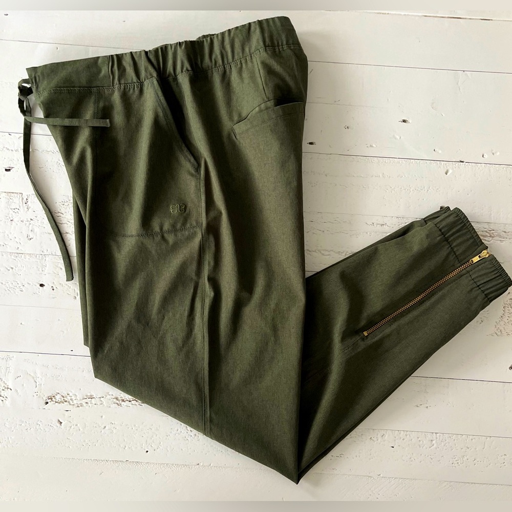 ALBION EVERYWHERE JOGGERS In Sage Size‎ Small NWOT - Picture 3 of 8